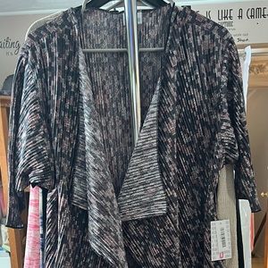 LuLaRoe Shirley kimono, size S, brand new with tags